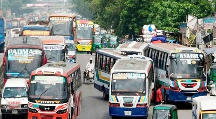 ঢাকায় বাসে অতিরিক্ত ভাড়া, চলছে বাকযুদ্ধ