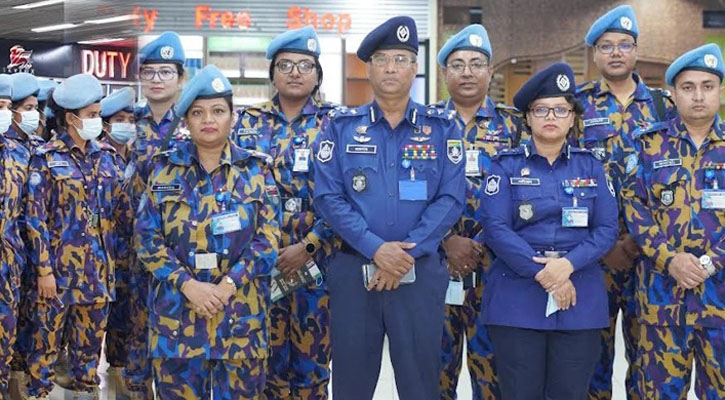 Томпақ орыс әйелімен жыныстық қатынас Бетінде отырған колготканың порно видеосы