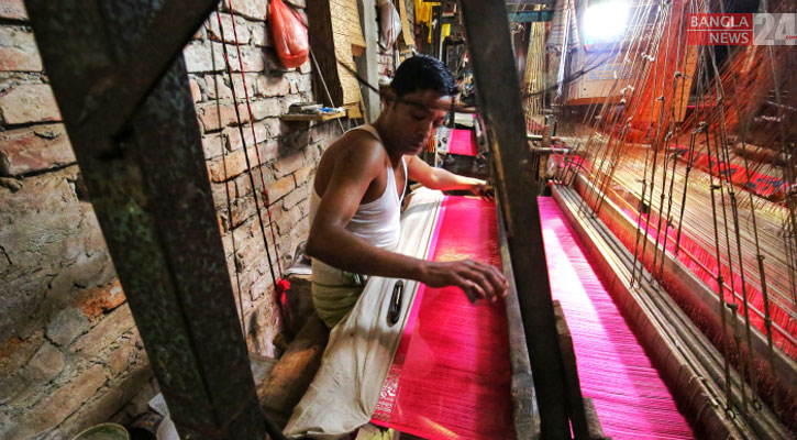 সুতোয় বোনা জামদানি পল্লির এক ঝলক