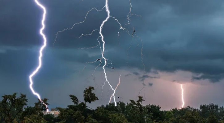 ১৯ জেলায় বজ্রঝড় হতে পারে