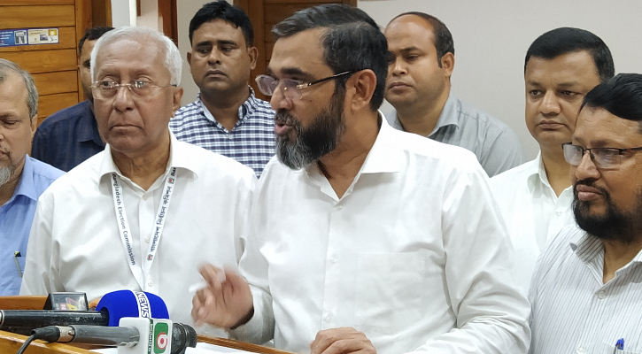 স্থানীয় না জাতীয় নির্বাচন আগে, সিদ্ধান্ত নেবে সরকার: ইসি