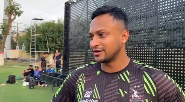 পিএসএলে ফিরে নিজেকে নতুন করে খুঁজে পাচ্ছেন সাকিব