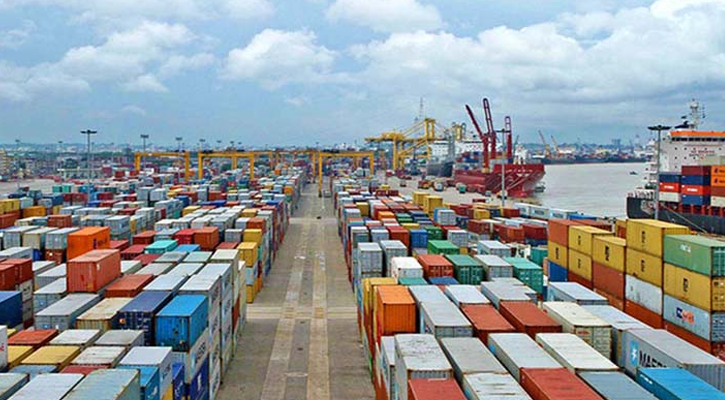 ৪৫ হাজারের বেশি কনটেইনার জমল বন্দরে