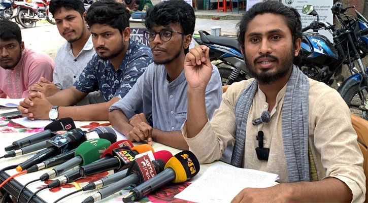 রাবিতে সংঘর্ষ: মশাল ছুঁড়ে মারার অভিযোগ বামদের বিরুদ্ধে