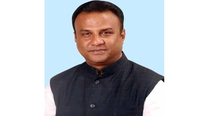 শাহীন চাকলাদারের বিরুদ্ধে অস্ত্র আইনে মামলা