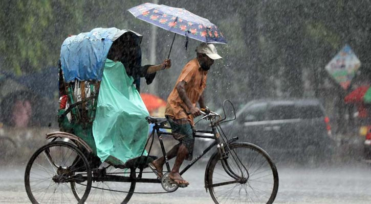 সকাল থেকেই হচ্ছে বৃষ্টি, ৮০ কিমি বেগে ঝড়ের শঙ্কা