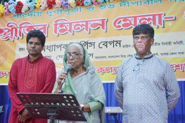 এমন দেশ গড়তে চাই যাতে পরবর্তী প্রজন্মকে রক্ত দিতে না হয়: নার্গিস বেগম