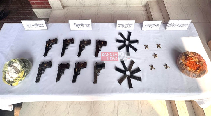 বিমানবন্দর স্টেশনে ট্রেনের বগিতে মিলল ৮ পিস্তল, গুলি ও গান পাউডার
