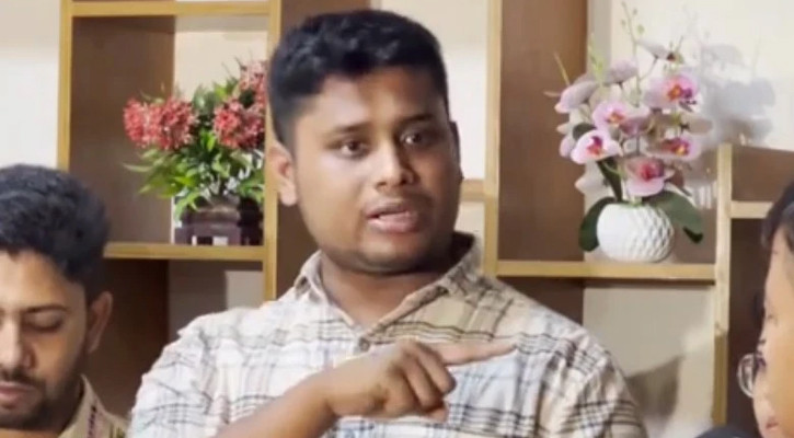 বিমান মাইলস্টোনের পরিবর্তে সচিবালয়ে পড়া উচিত ছিল: হাসনাত
