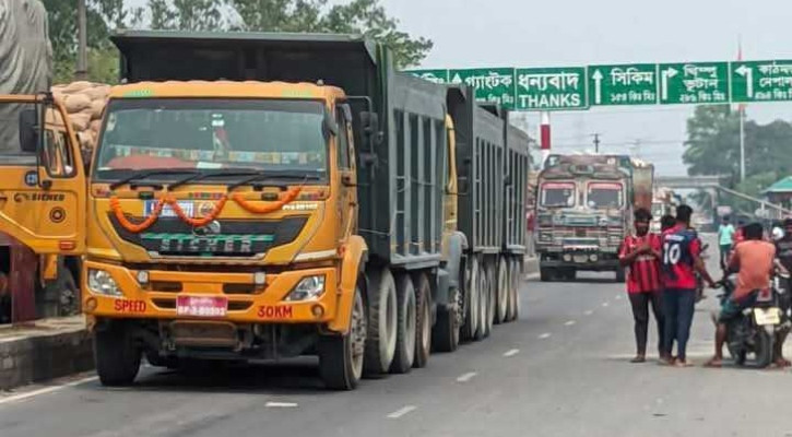 বাংলাবান্ধা দিয়ে নেপালে গেলো ১ হাজার ৭১ টন আলু