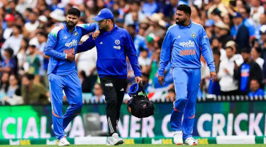 ক্যাচ ধরতে গিয়ে গুরুতর চোট, আইসিইউ থেকে কেবিনে আইয়ার