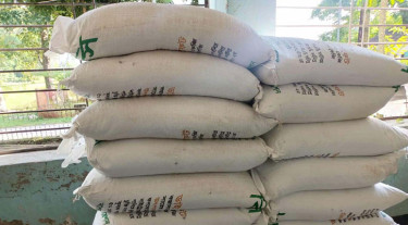 এক উপজেলার সার অন্য উপজেলায় পাচার, ডিলারকে জরিমানা