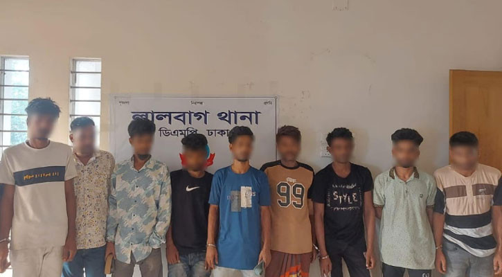 লালবাগে বিভিন্ন অপরাধে গ্রেপ্তার ১৩