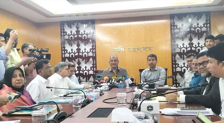 ডিসেম্বর মধ্যে সার ব্যবস্থাপনা নীতিমালা চূড়ান্ত হতে পারে: কৃষি উপদেষ্টা