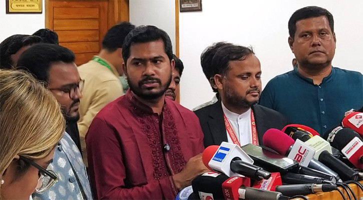 প্রতীক ইস্যুতে ইসিকে বিতর্কিত না করতে এনসিপিকে পরামর্শ নুরের