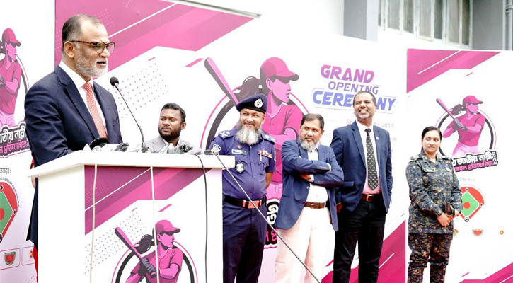 মাদক থেকে পরিত্রাণের মাধ্যম হতে পারে খেলাধুলা: বাণিজ্য উপদেষ্টা