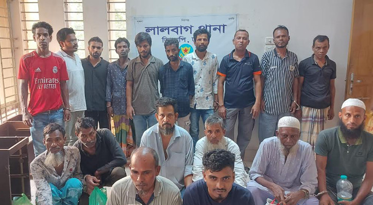 বিশেষ অভিযানে রাজধানীর দুই এলাকা থেকে গ্রেপ্তার ৩৮