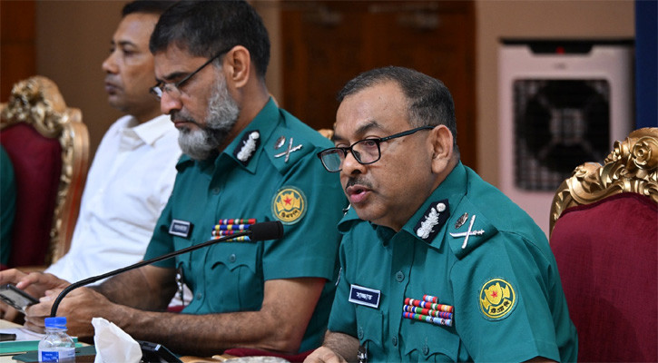 নির্বাচনে পুলিশকে শতভাগ নিরপেক্ষ থাকতে হবে: ডিএমপি কমিশনার