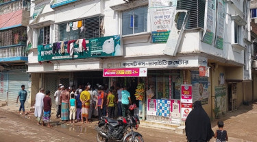 ব্রাহ্মণবাড়িয়ায় বিদ্যুৎস্পৃষ্ট হয়ে মাদরাসার ৭ ছাত্রীসহ ৮ জন হাসপাতালে