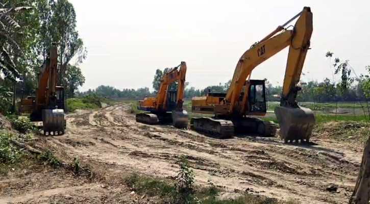 অদৃশ্য দরপত্রে কোটি কোটি টাকা রাজস্ব হারালো সরকার!
