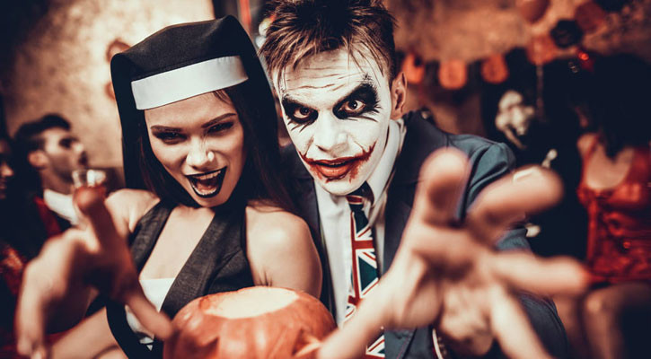 হ্যালোইন: প্যারিস যেদিন ভয়কে ভালোবাসে