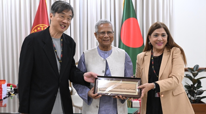 ক্যান্সার নিয়ে সচেতনতা বাড়ানোর আহ্বান প্রধান উপদেষ্টার