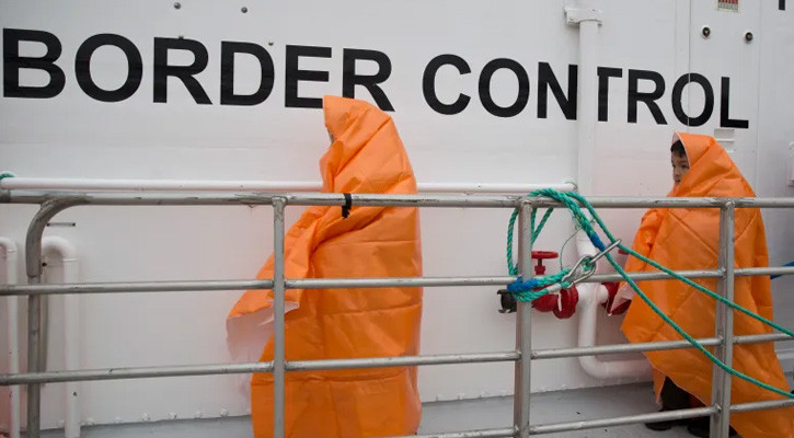 জার্মানিতে আশ্রয় আবেদন অর্ধেকে নেমে এসেছে