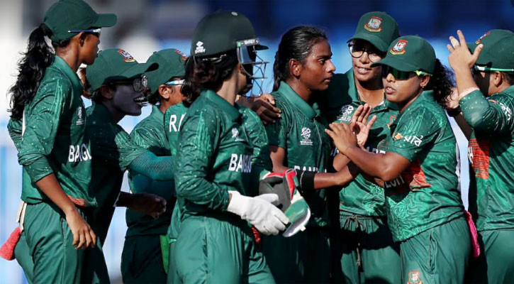 নারী ক্রিকেটারদের বেতন-ভাতা বাড়ালো বিসিবি