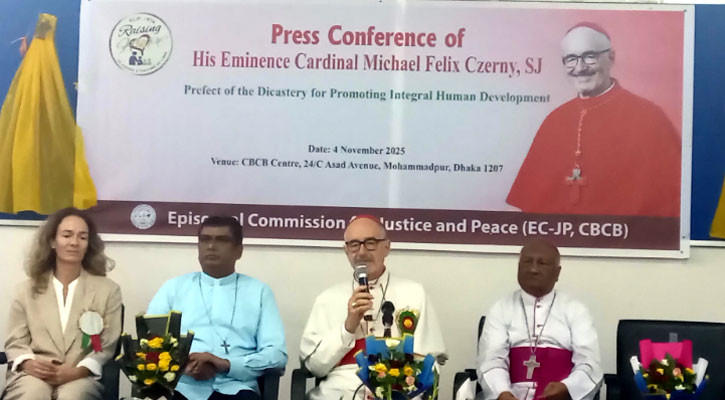 রোহিঙ্গা ইস্যুতে বিশ্বের আরও সংহতি দেখানো উচিত: ভ্যাটিকানের মন্ত্রী