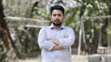 নতুন দেশ গড়তে এনসিপির রাজনীতিতে যুক্ত হওয়ার আহ্বান নাহিদের