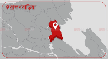 পুলিশ ক্যাম্পের সামনে থেকে ছিনিয়ে নিল যুবলীগ নেতাকে