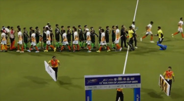 মাঠে পাকিস্তানিদের সঙ্গে হাত মেলাতে বারণ নেই, জানিয়ে দিল হকি ইন্ডিয়া