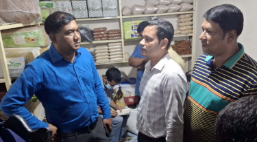 টাঙ্গাইলে মথ বীজকে মুগ ডাল বলে বিক্রি, লাখ টাকা জরিমানা