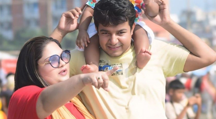 মানুষটা আপনাদের কাছে খারাপ হতে পারে কিন্তু সে আমার সন্তানের বাবা: মো. তারেকের স্ত্রী