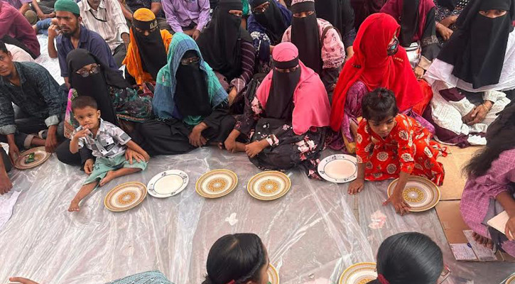 শিশু সন্তানদের নিয়ে সড়কে অবস্থান কর্মসূচি ছাঁটাইকৃত শ্রমিকদের