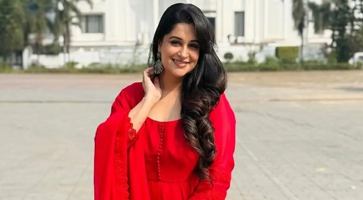 আবারো হাসপাতালে ক্যান্সারে আক্রান্ত দীপিকা