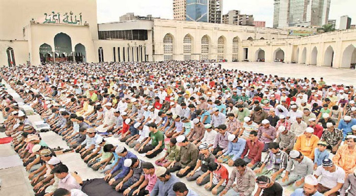 বিনা ওজরে টানা ৩ জুমা না পড়ার শাস্তি