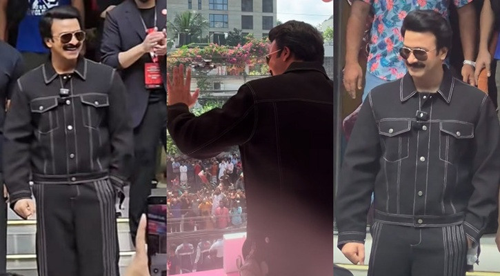 গোঁফওয়ালা লুকে প্রকাশ্যে শাকিব খান, উল্লাস ভক্তদের