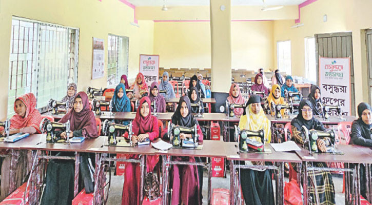 সীমান্তবর্তী নারীদের পাশে বসুন্ধরা গ্রুপ