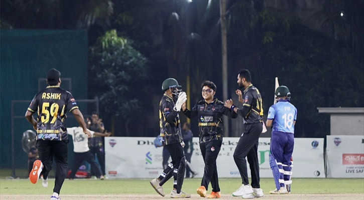 গ্রামীণফোনকে হারিয়ে টানা তৃতীয় জয় বসুন্ধরা স্ট্রাইকসের