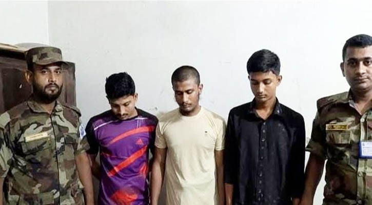 চবিতে ইয়াবা ও মাদকের সরঞ্জামসহ আটক ৩