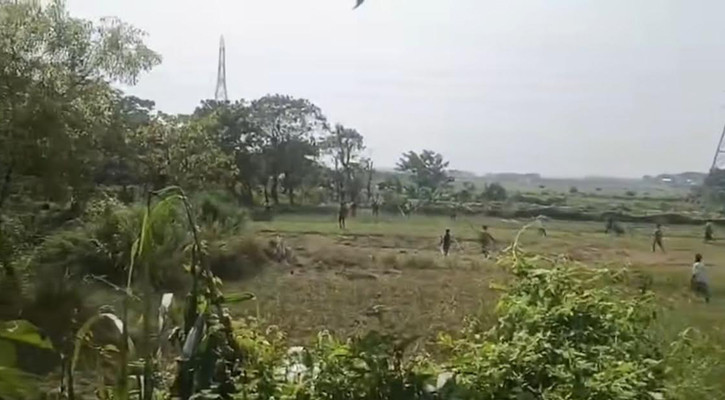 নরসিংদীতে মাইকে ঘোষণা দিয়ে ফের দুইপক্ষের টেঁটাযুদ্ধ, আহত ১৫