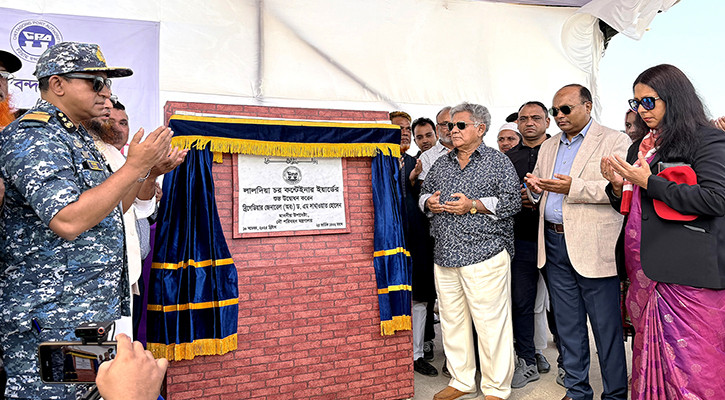 মরবো এখানে, আমি কোথায় পালাবো?