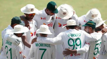 ক্যাচ মিসের মহড়ায় হতাশার সেশন বাংলাদেশের