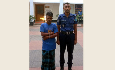 স্ত্রীর সঙ্গে পরকীয়ার জেরে বাবাকে কুপিয়ে হত্যা