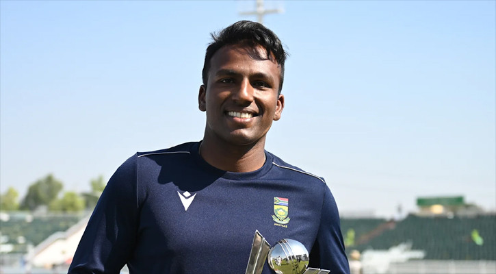 প্রথমবার আইসিসির মাসসেরা দক্ষিণ আফ্রিকার মুতুসামি
