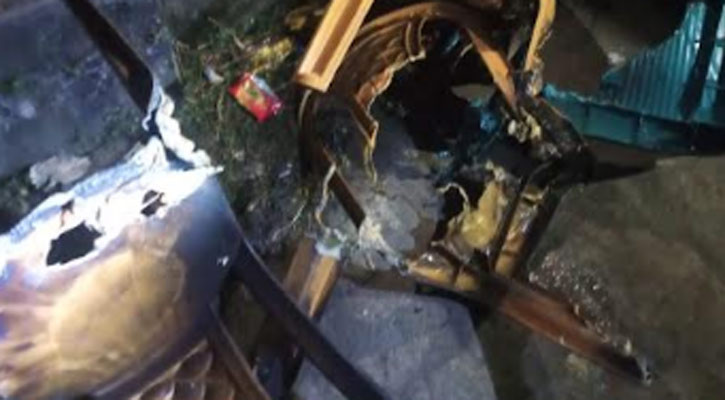 উজিরপুরে ওয়ার্ড বিএনপির কার্যালয়ে দুর্বৃত্তদের আগুন