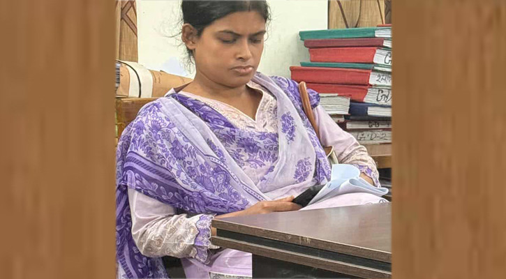 প্রতারণার মামলায় ব্যাংক কর্মকর্তা গ্রেপ্তার