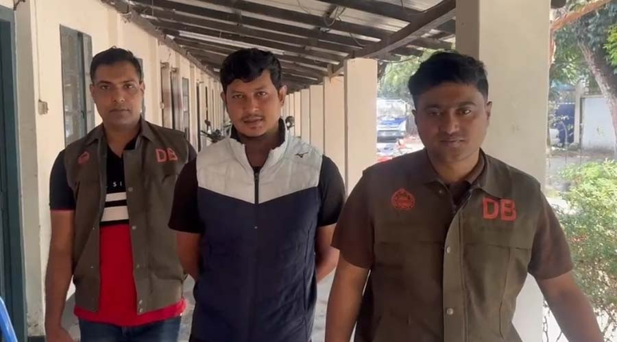 নিষিদ্ধ ছাত্রলীগের কেন্দ্রীয় নেতা তিতাস যশোরে গ্রেপ্তার