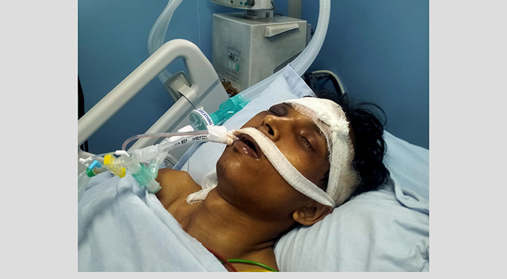 ফটিকছড়িতে ছাদে ডেকে নিয়ে যুবককে মারধর